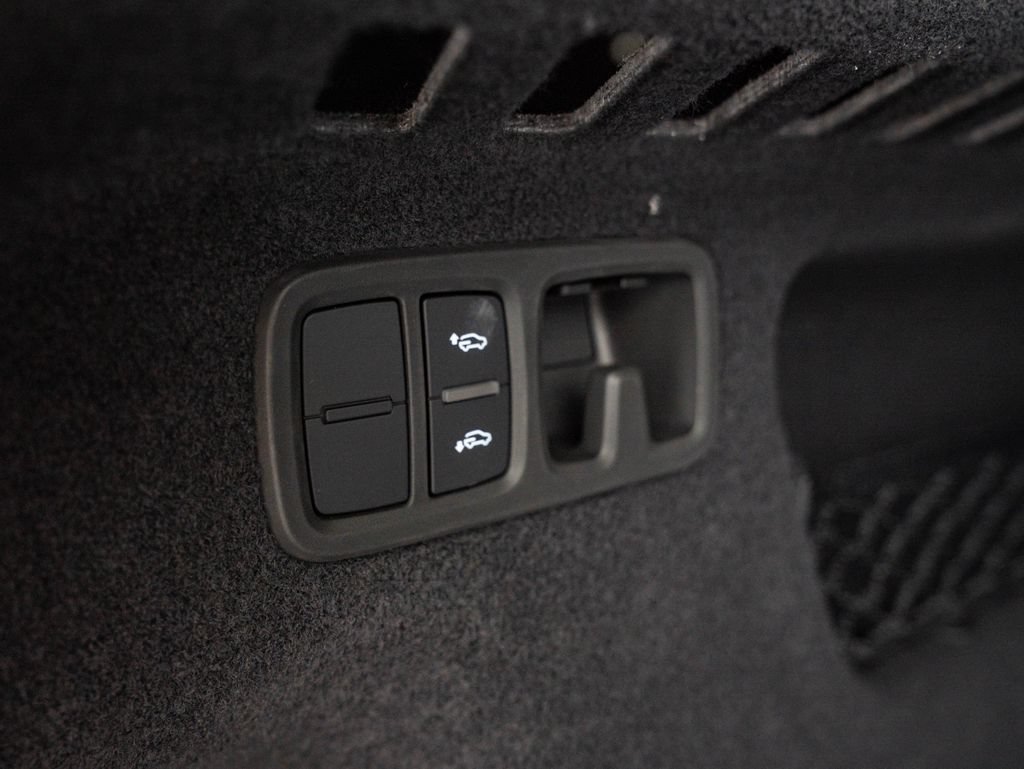 New 2026 Audi SQ8 Prestige AWD/4WD image 23