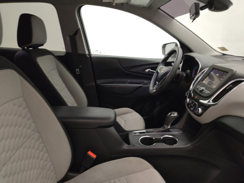 Used 2021 Chevrolet Equinox LS FWD image 21