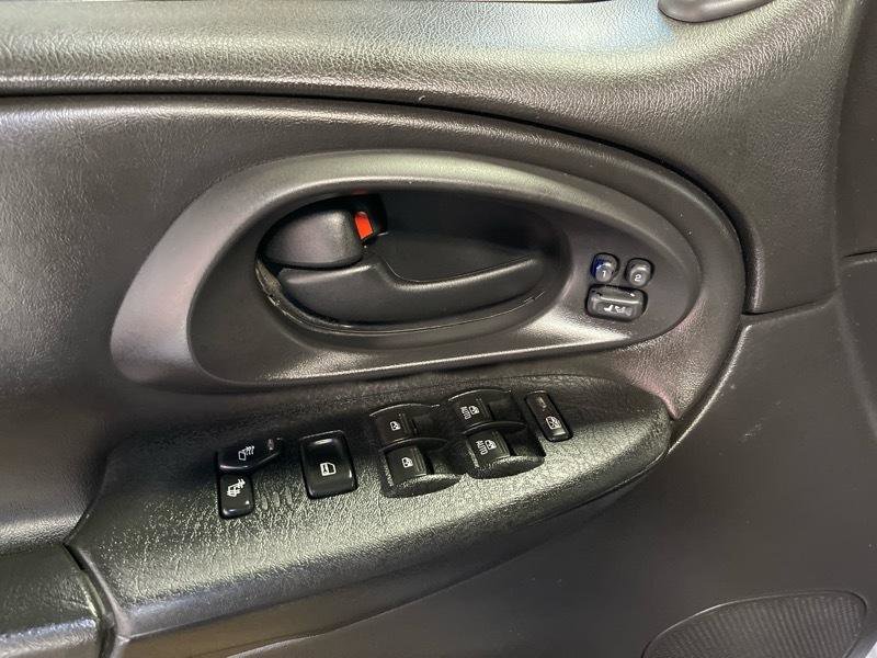 Used 2008 Chevrolet TrailBlazer LT w/ Sun And 6-Disc Cd Package AWD/4WD image 28