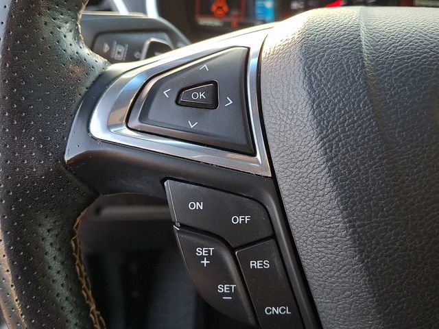 Used 2019 Ford Edge ST image 18