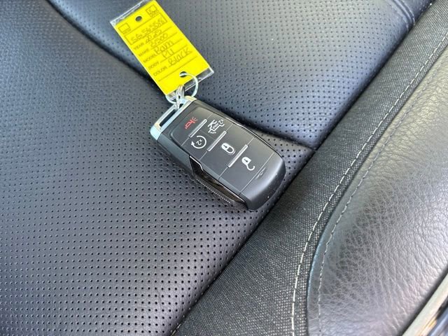 Used 2025 RAM 3500 Limited image 31