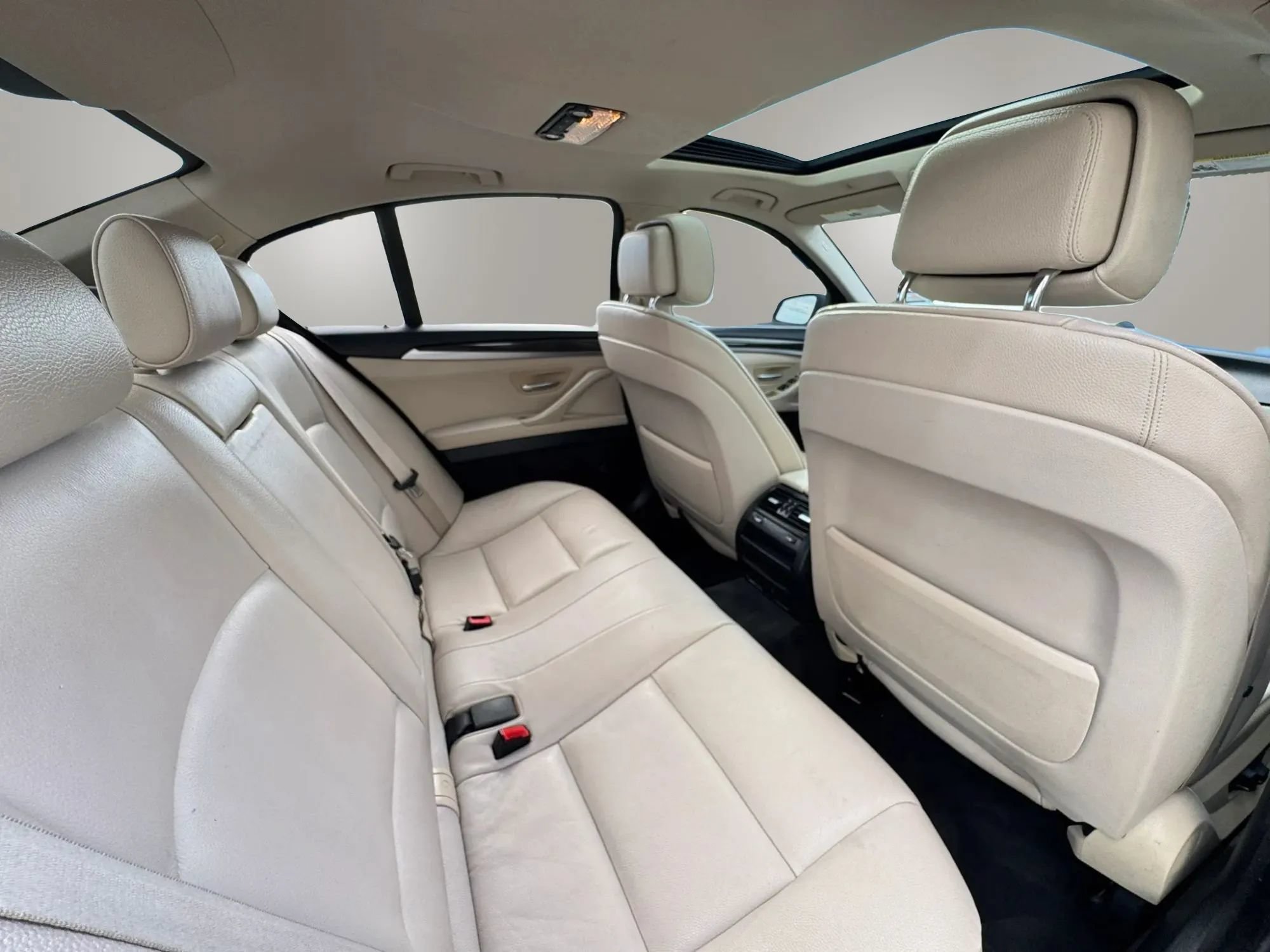 Used 2013 BMW 528i xDrive Sedan AWD/4WD image 14