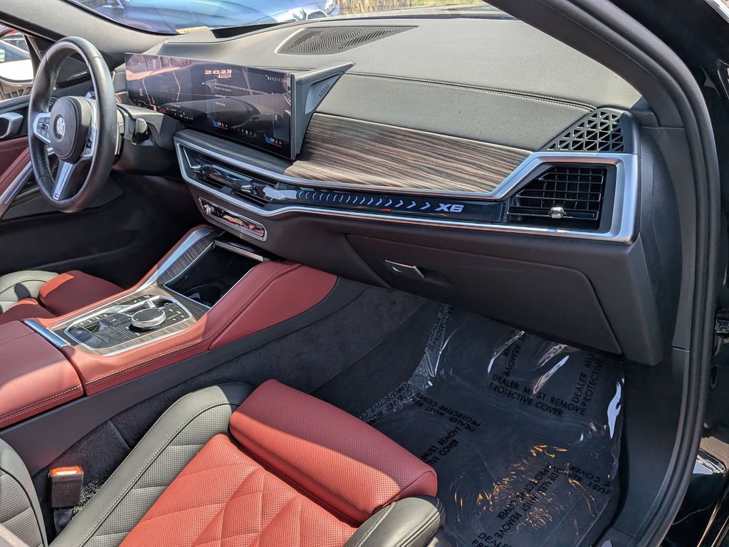 Certified 2025 BMW X6 xDrive40i w/ Premium Package AWD/4WD image 9