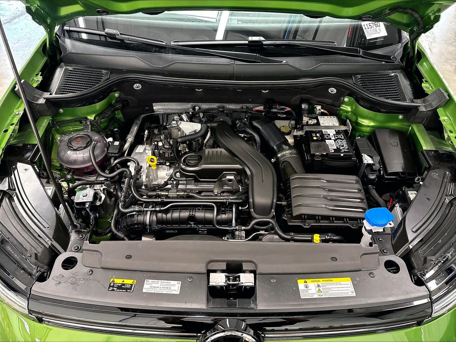 New 2027 Volkswagen Taos SE FWD image 12
