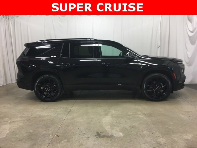 Used 2024 Chevrolet Traverse RS w/ LPO, Floor Liner Package image 2