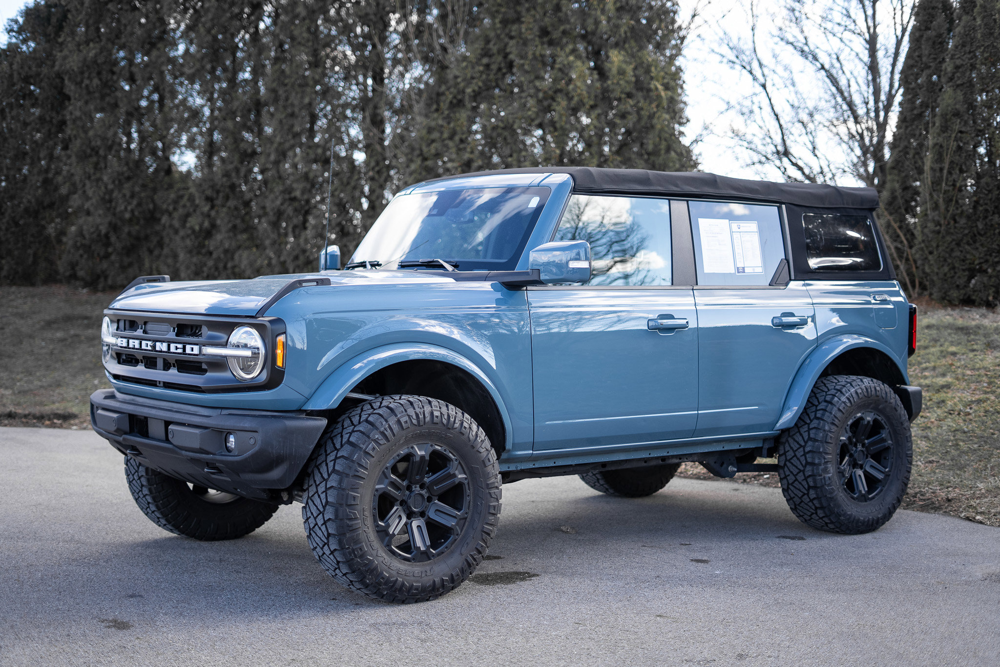 Used 2022 Ford Bronco Outer Banks image 8