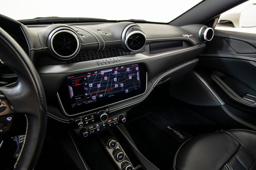 Certified 2022 Ferrari Portofino M RWD image 12