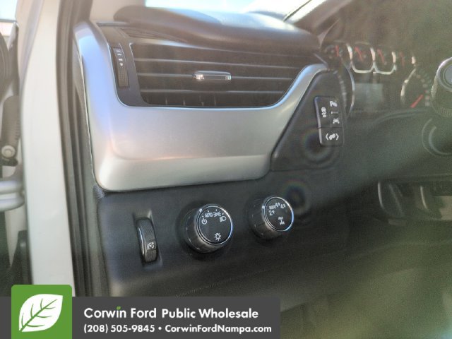Used 2019 Chevrolet Suburban 4WD w/ Enhanced Driver Alert Package image 13