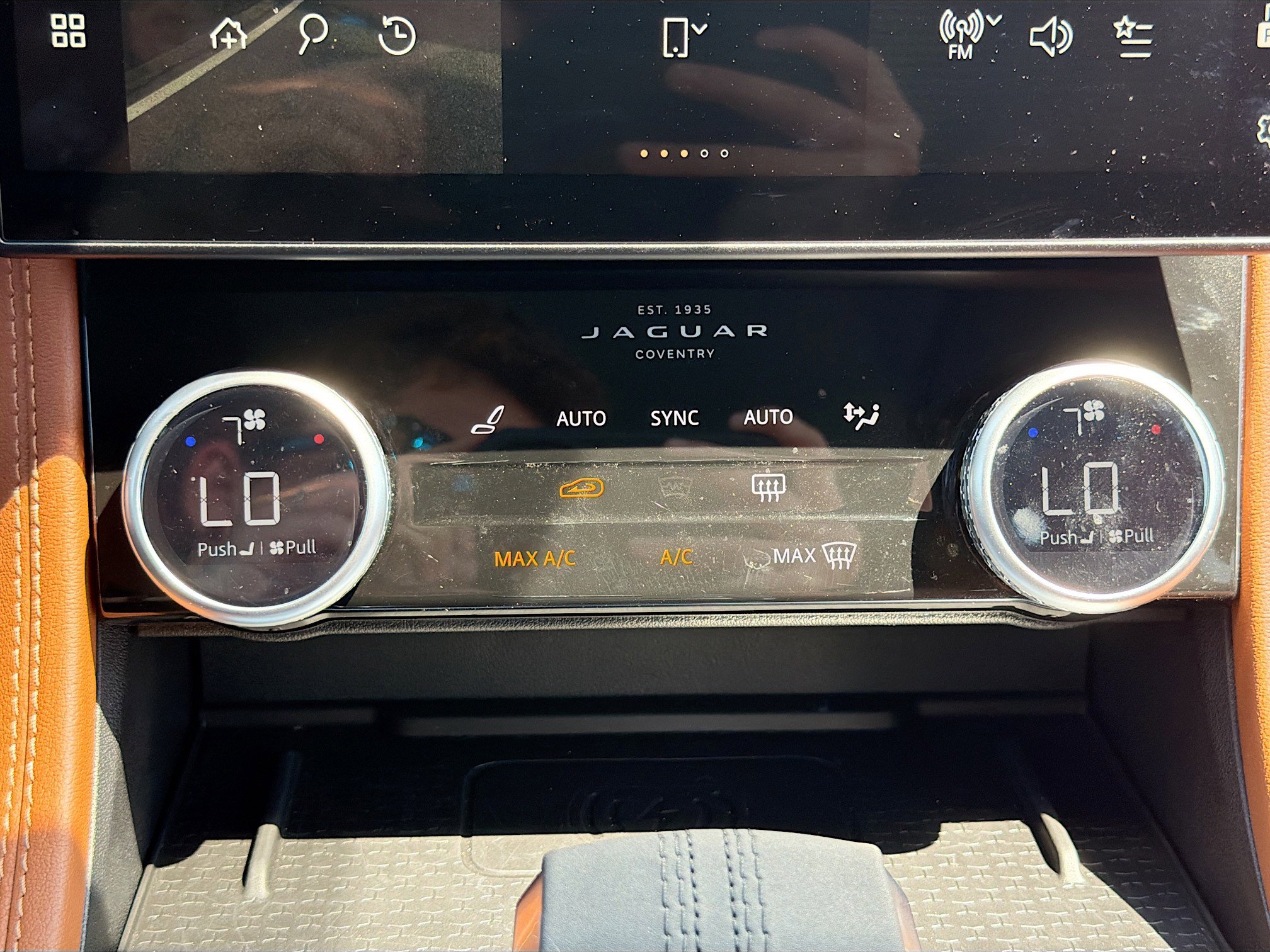 Used 2024 Jaguar F-PACE R-Dynamic S image 35