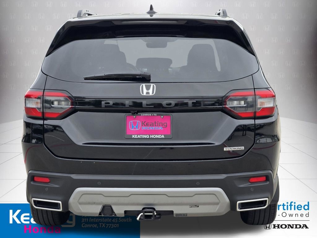 Used 2024 Honda Pilot Touring image 7