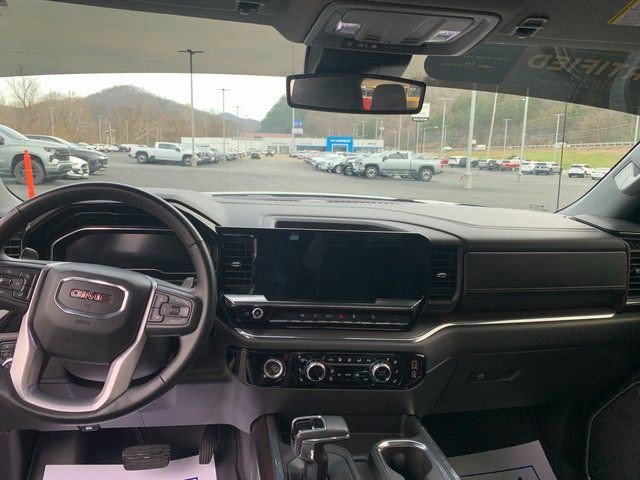 Certified 2023 GMC Sierra 1500 SLT w/ SLT Premium Package image 11