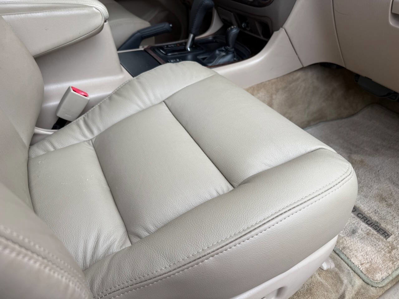 Used 2002 Toyota Land Cruiser image 11
