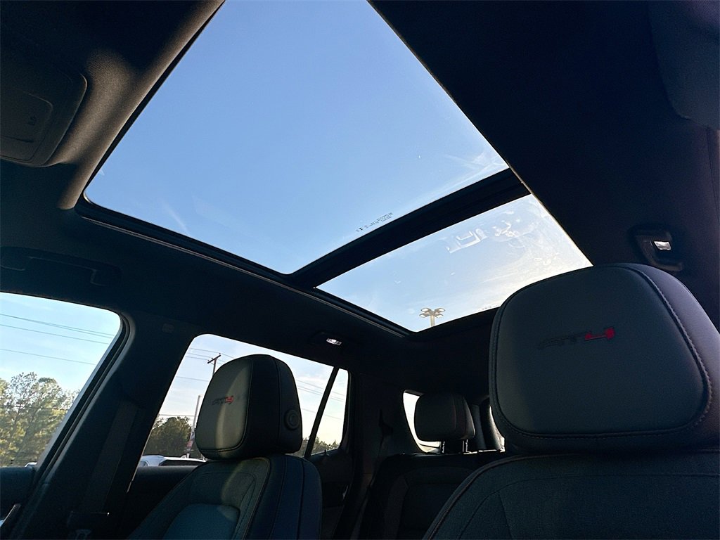 New 2026 GMC Terrain AT4 w/ Convenience Package III image 11