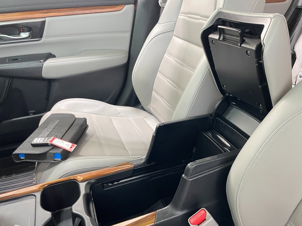 Used 2022 Honda CR-V Touring image 34