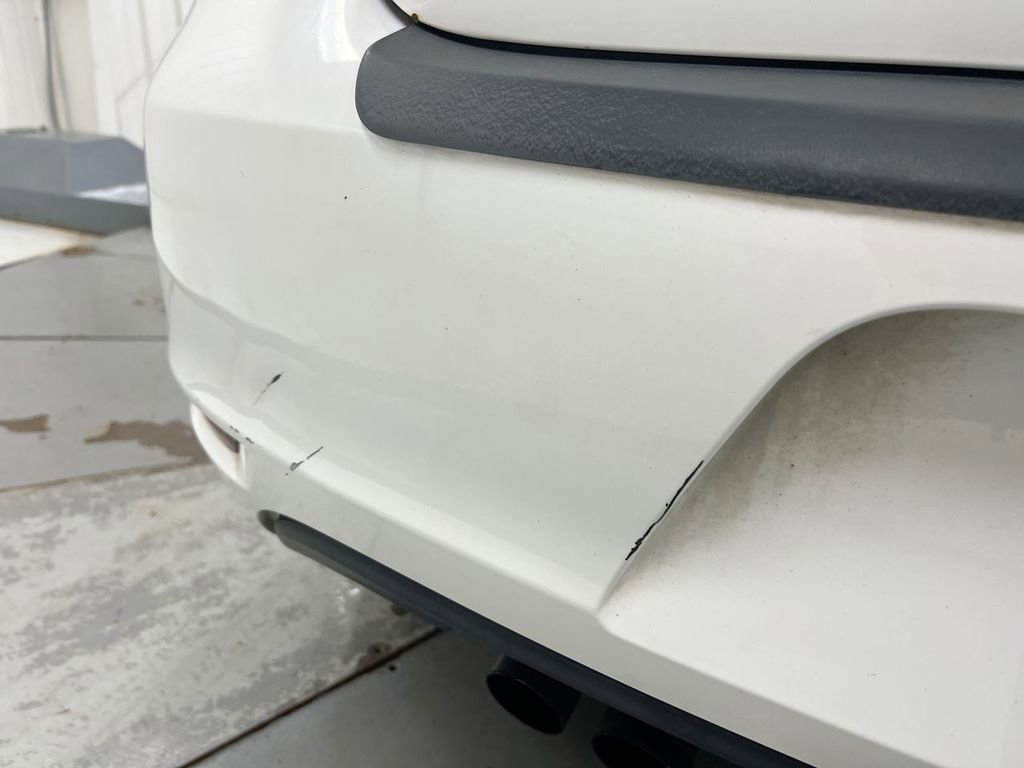 Used 2011 Volkswagen Golf 4-Door FWD image 30