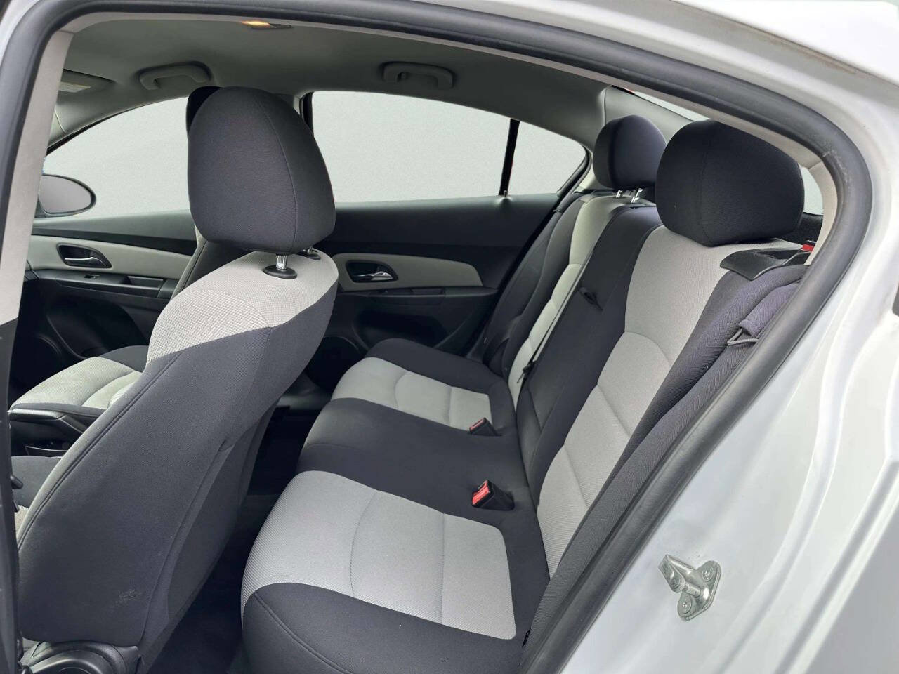 Used 2012 Chevrolet Cruze LS w/ Connectivity Package image 17