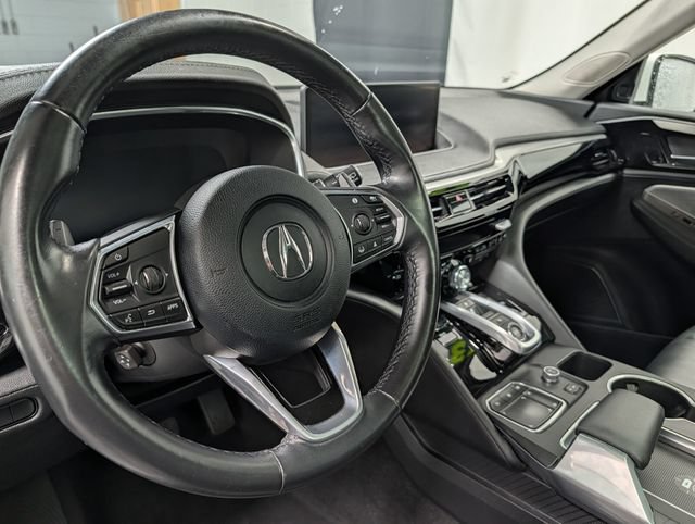 Used 2023 Acura MDX SH-AWD image 18