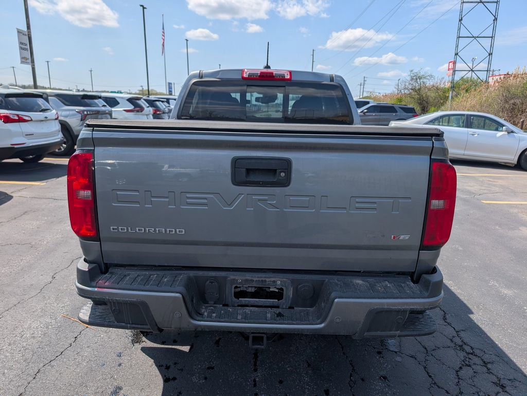 Used 2022 Chevrolet Colorado LT w/ LPO, Tonneau and Step Package AWD/4WD image 6