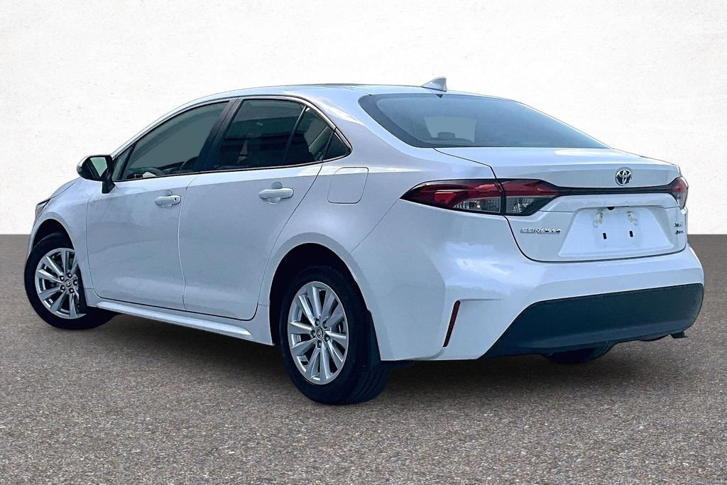 Certified 2025 Toyota Corolla XLE FWD image 7