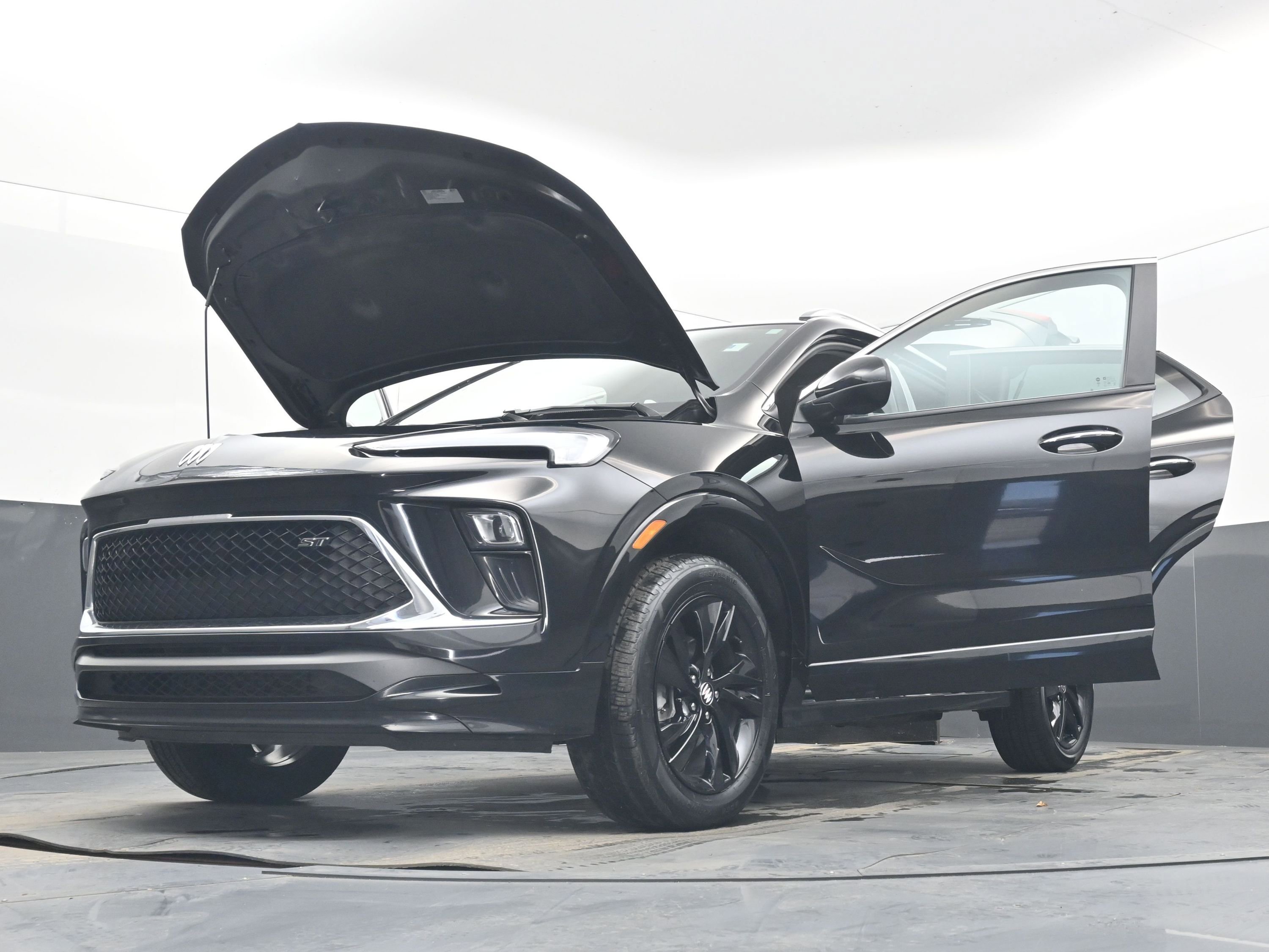 Used 2024 Buick Encore GX Sport Touring image 41