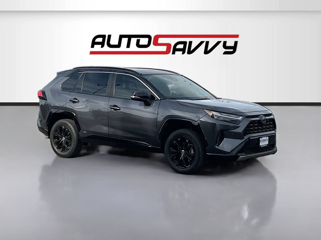 Used 2024 Toyota RAV4 XSE AWD/4WD image 1