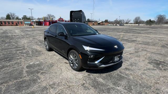 New 2026 Buick Envista Avenir image 2