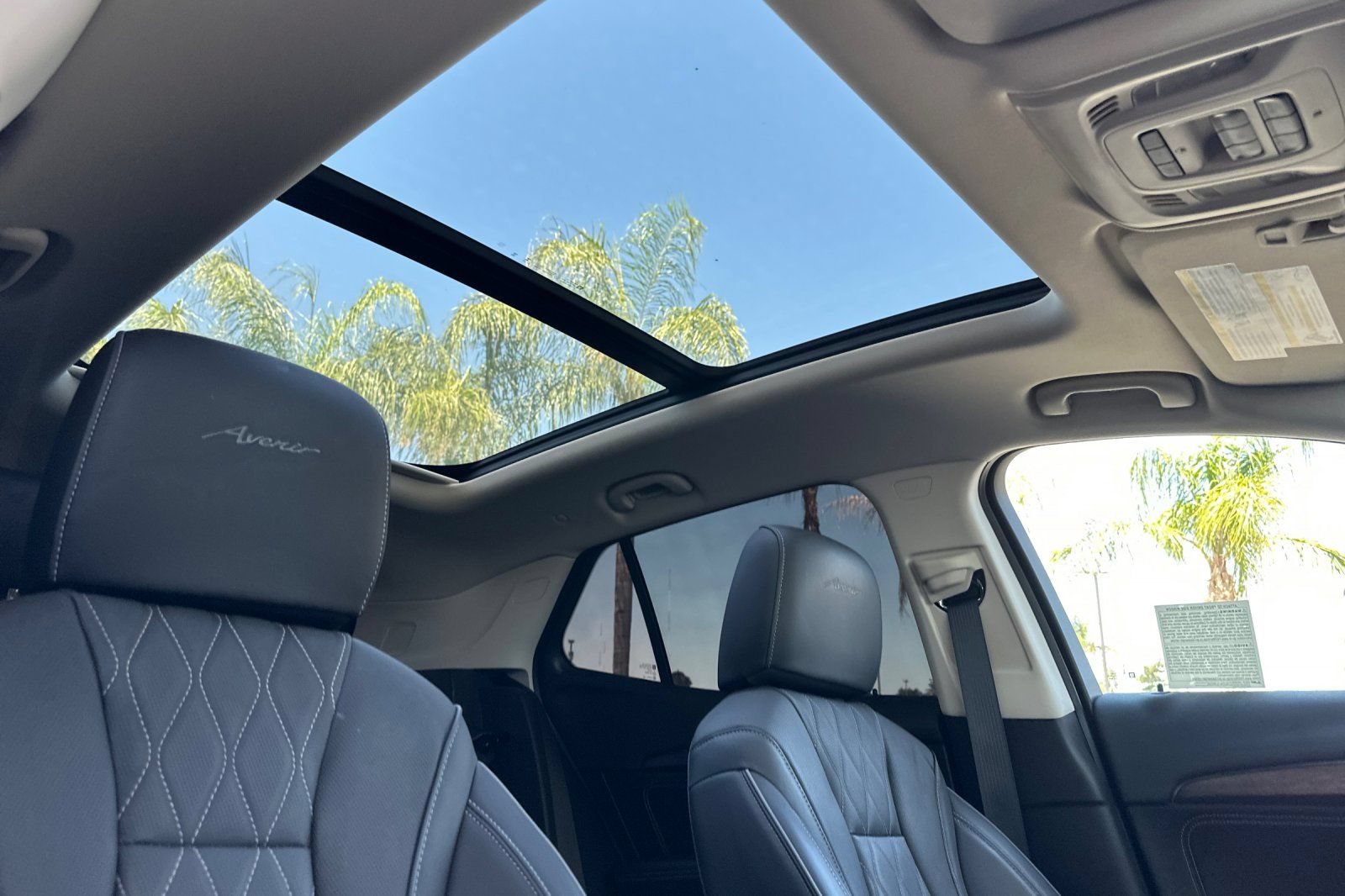 Certified 2023 Buick Envision Avenir AWD/4WD image 18