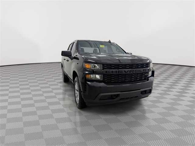 Used 2022 Chevrolet Silverado 1500 Custom w/ Safety Confidence Package image 3
