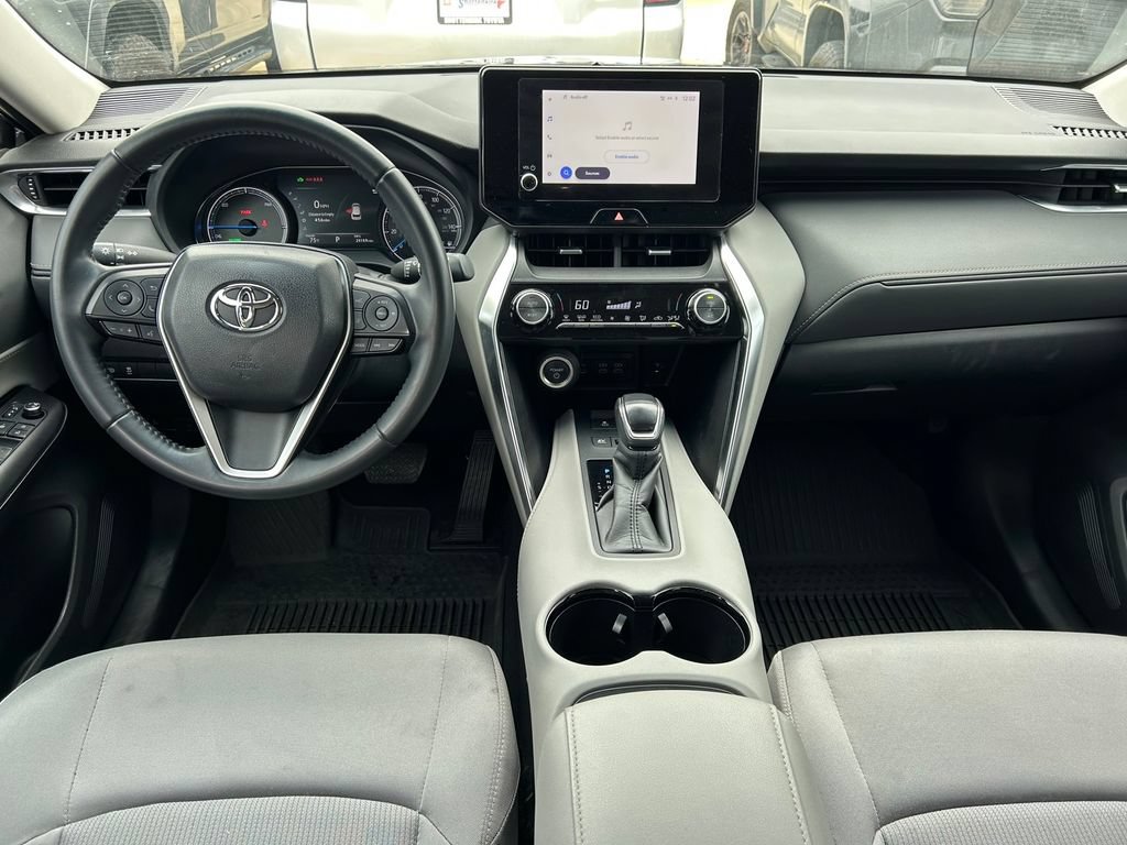 Used 2023 Toyota Venza LE AWD/4WD image 15