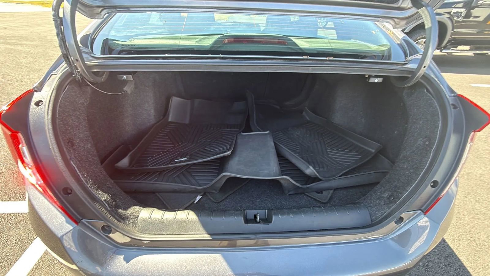 Used 2021 Honda Civic Sport image 43
