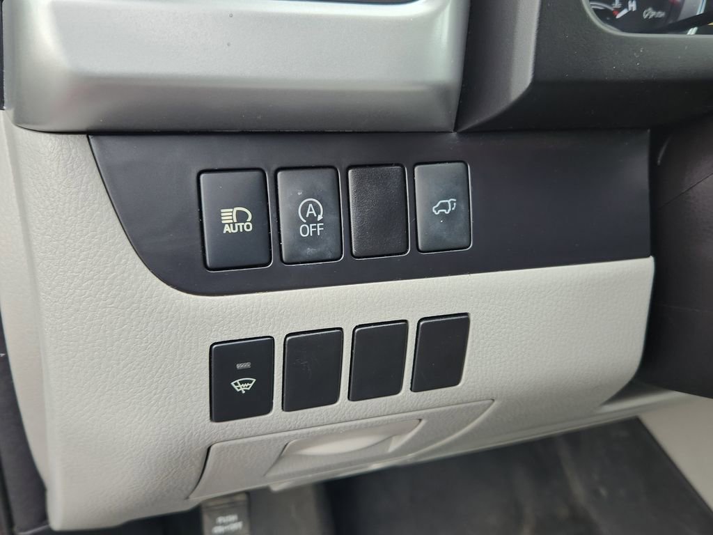 Used 2017 Toyota Highlander XLE image 20