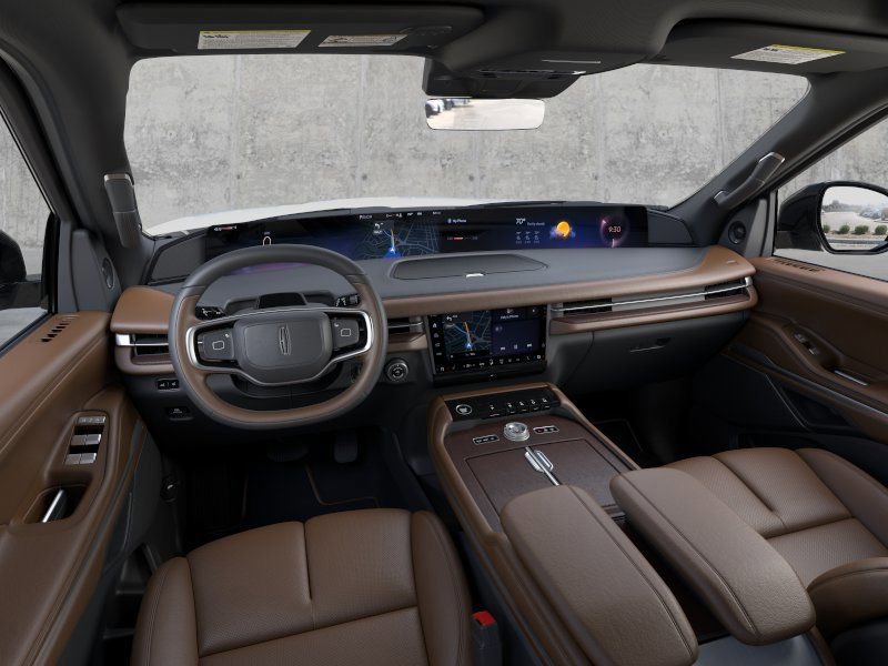 New 2026 Lincoln Navigator L Reserve AWD/4WD image 9