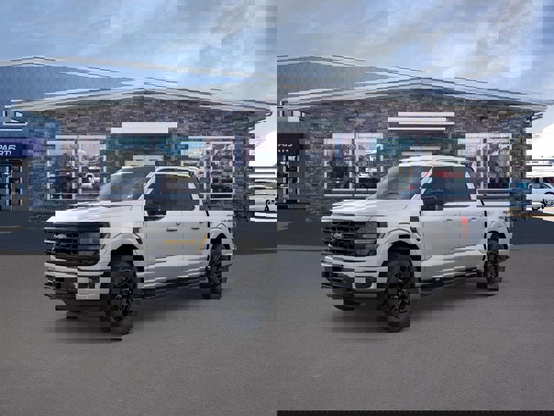 New 2025 Ford F150 XLT w/ Equipment Group 302A MID