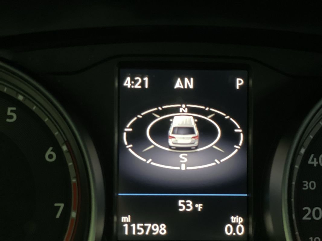 Used 2018 Volkswagen Atlas SE image 19