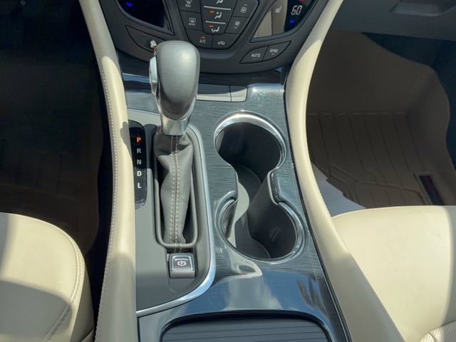 Used 2018 Buick Envision Essence FWD image 23