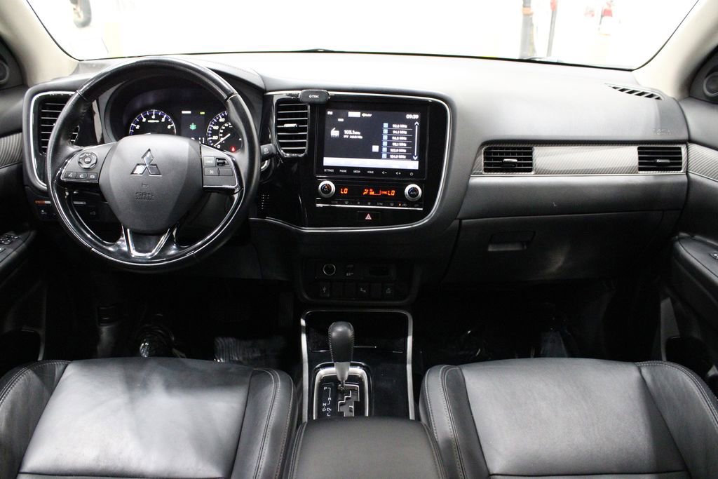 Used 2020 Mitsubishi Outlander SEL image 26