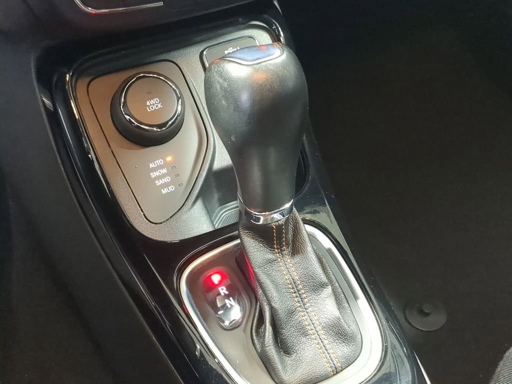 Used 2020 Jeep Compass Limited image 33