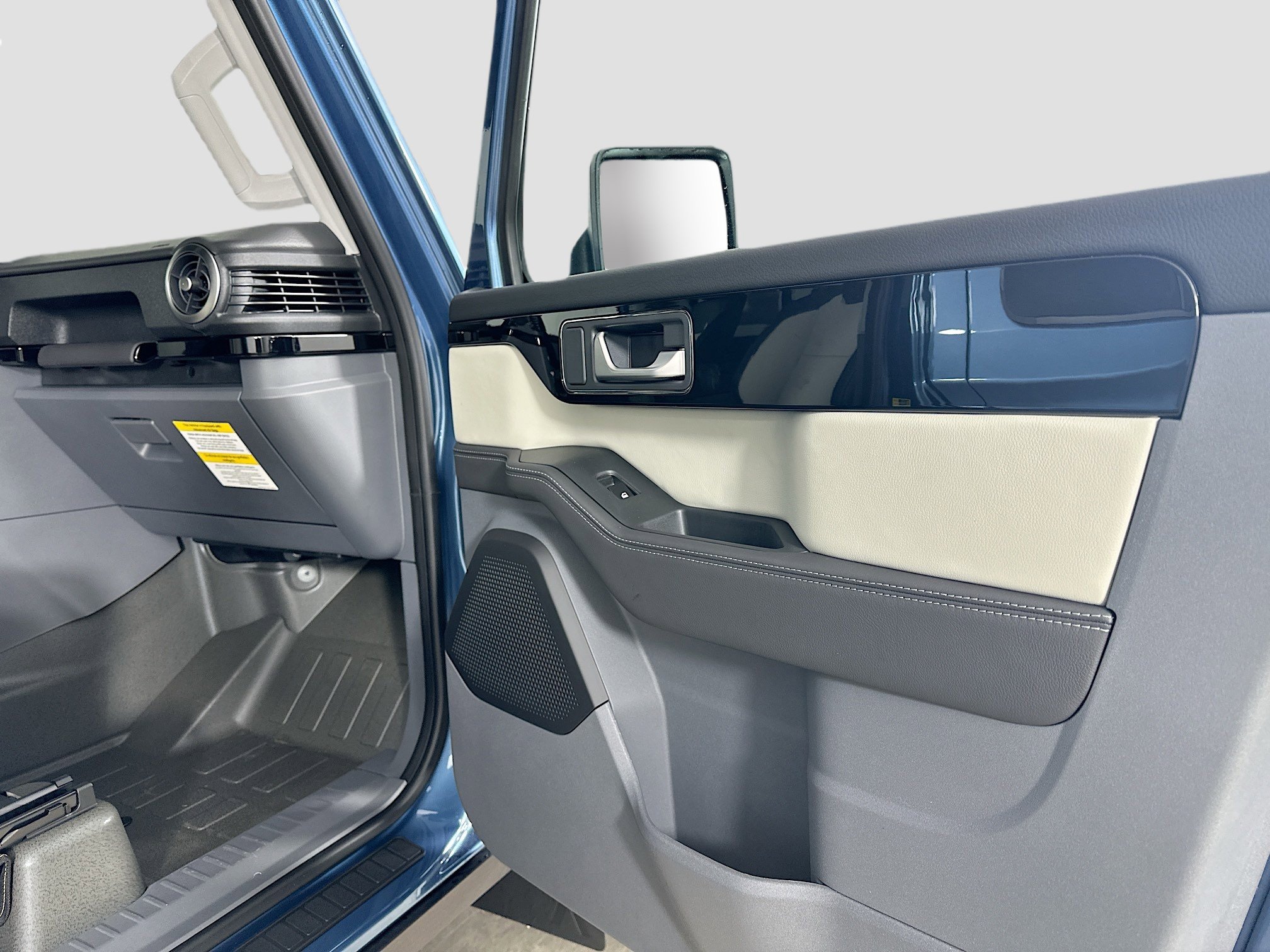 New 2025 INEOS Grenadier Fieldmaster Edition image 48