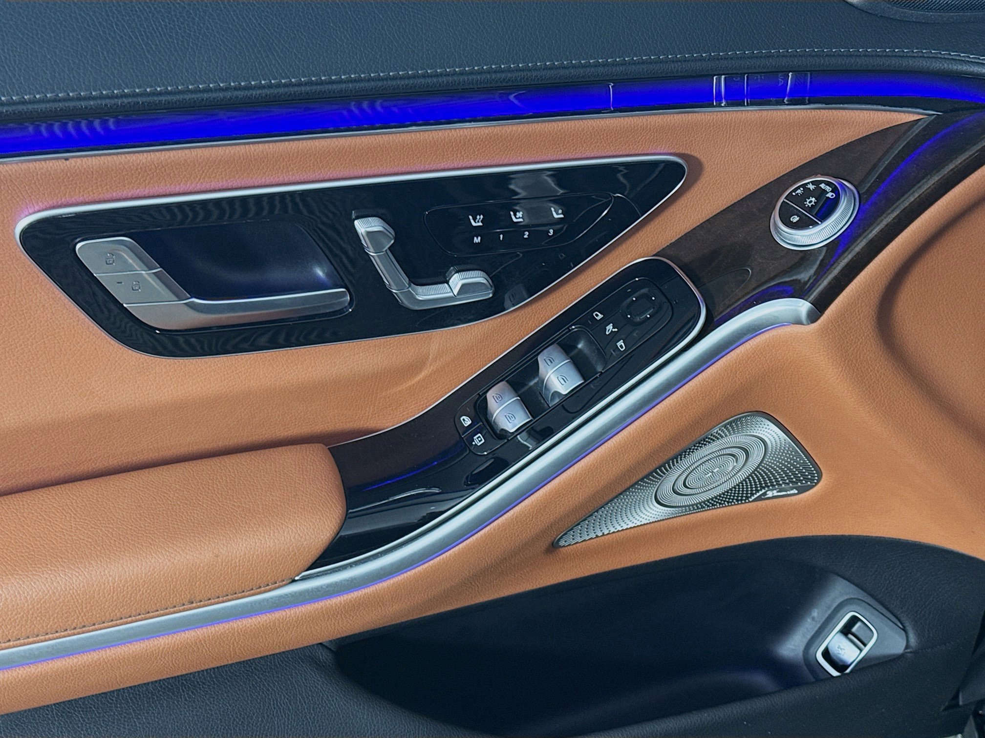 Used 2023 Mercedes-Benz S 500 4MATIC image 24