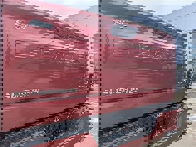 Used 2023 Chevrolet Silverado 1500 RST w/ Convenience Package II image 10