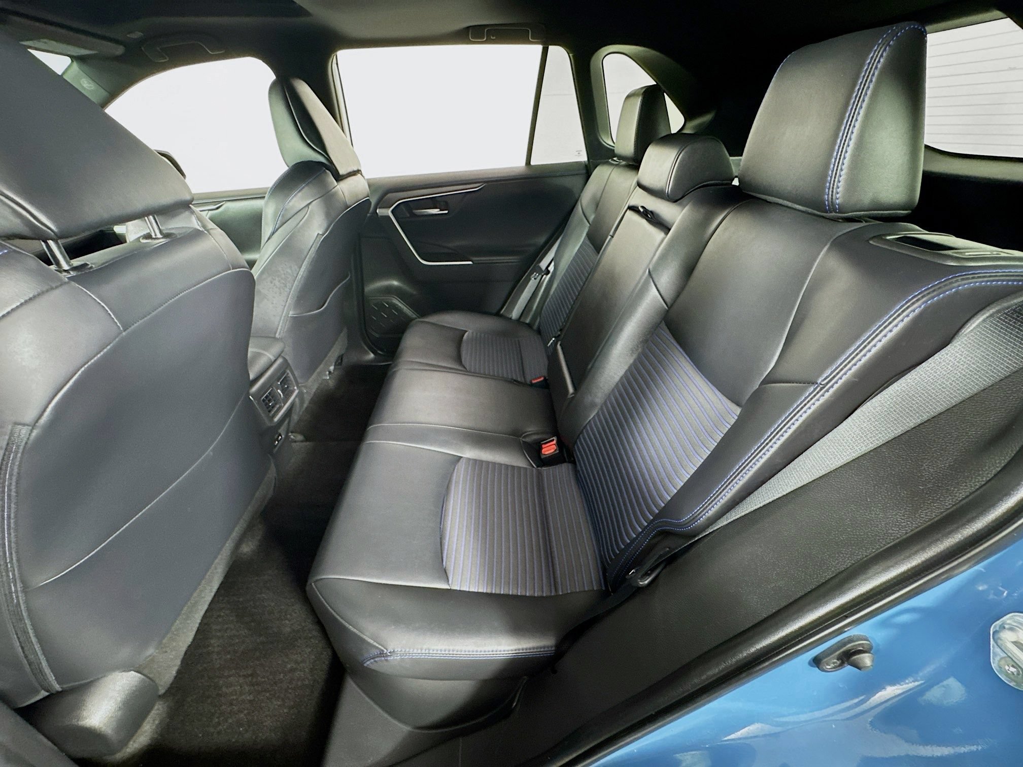 Certified 2023 Toyota RAV4 XSE AWD/4WD image 18