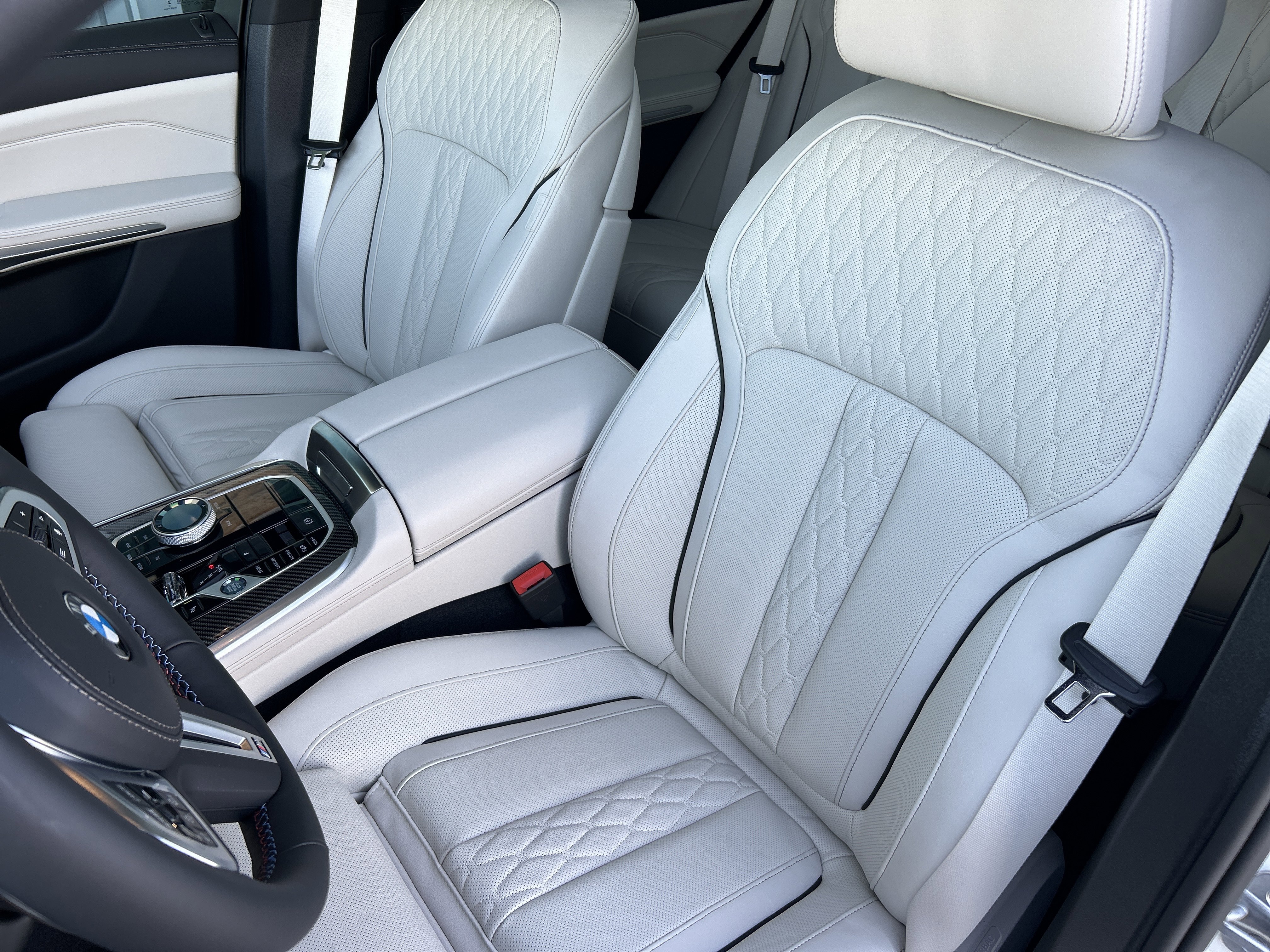 New 2026 BMW X5 M60i w/ Executive Package AWD/4WD image 13