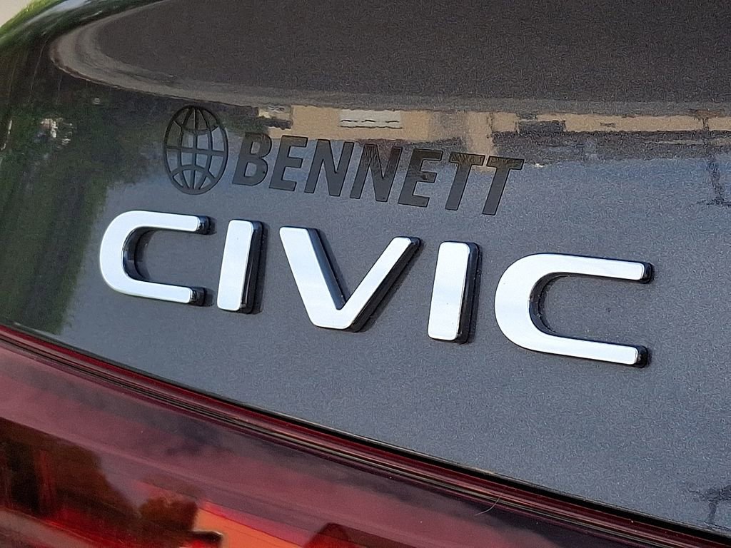 Used 2025 Honda Civic Sport image 31