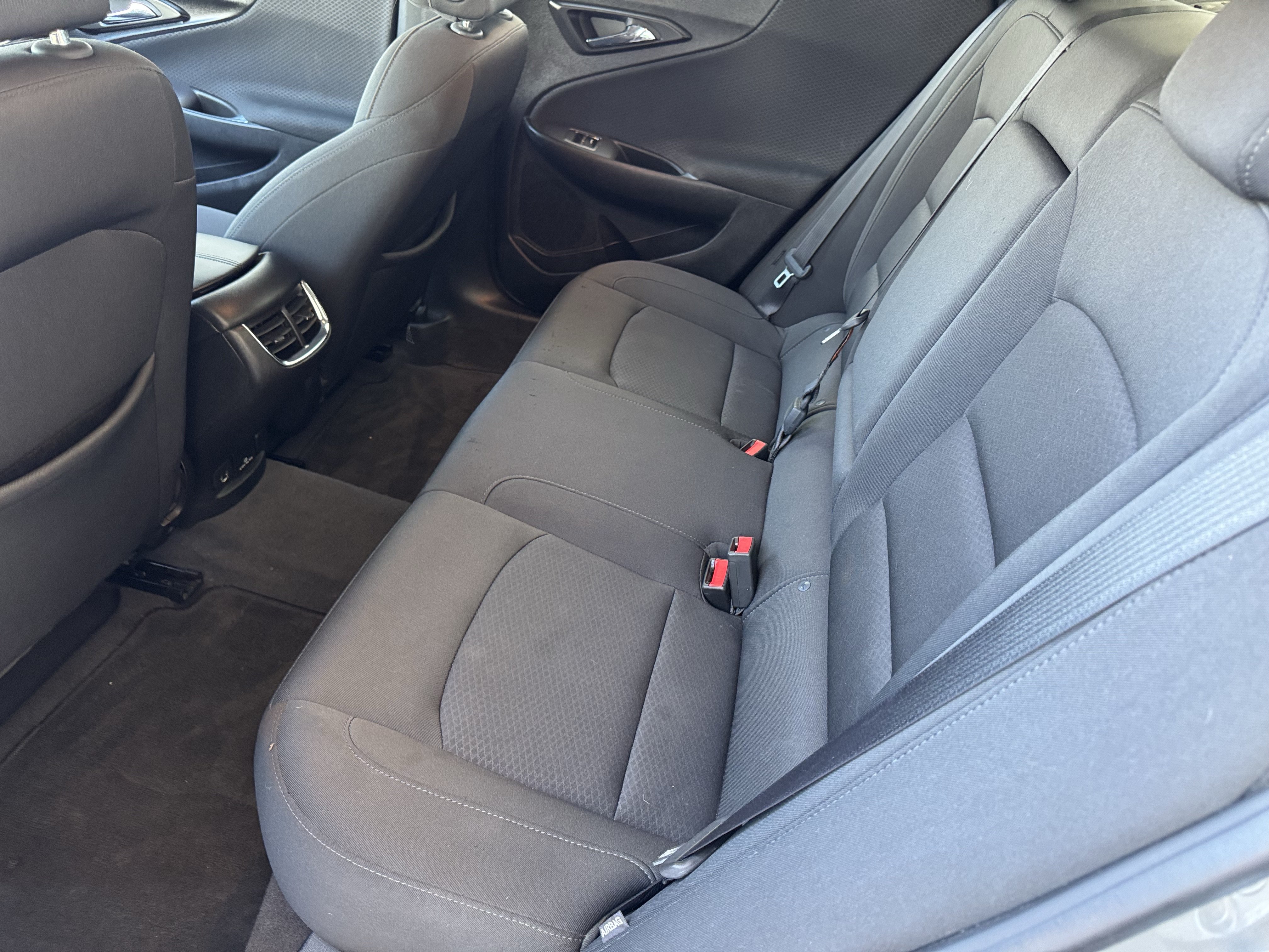 Certified 2018 Chevrolet Malibu LT FWD image 15