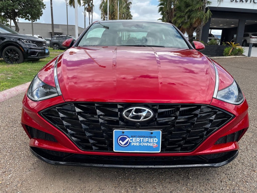 Used 2021 Hyundai Sonata Limited w/ Preferred Accessory Package image 2