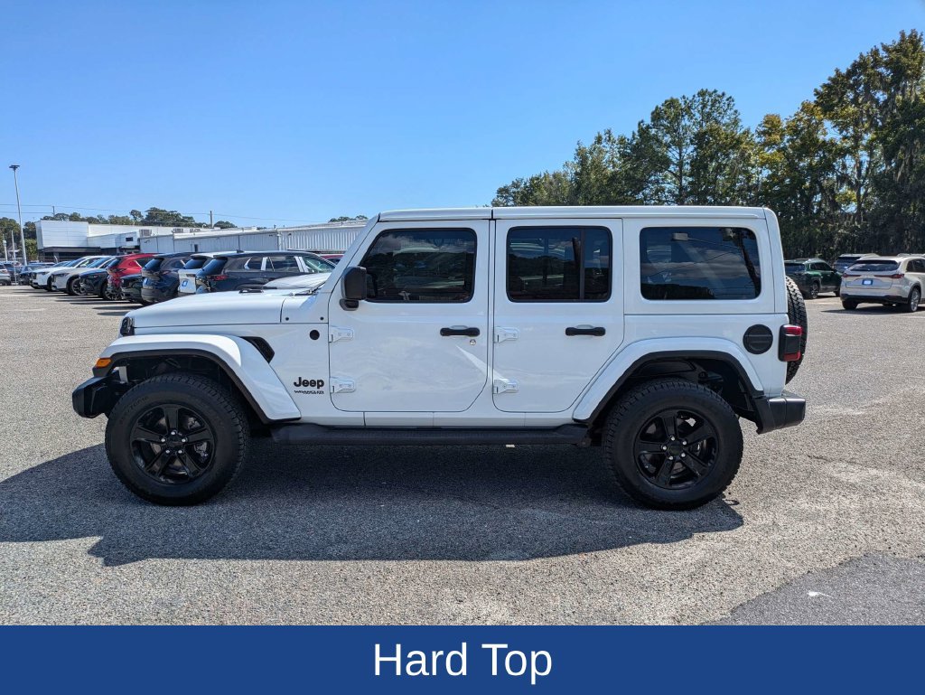 Used 2021 Jeep Wrangler Unlimited Sahara AWD/4WD image 7