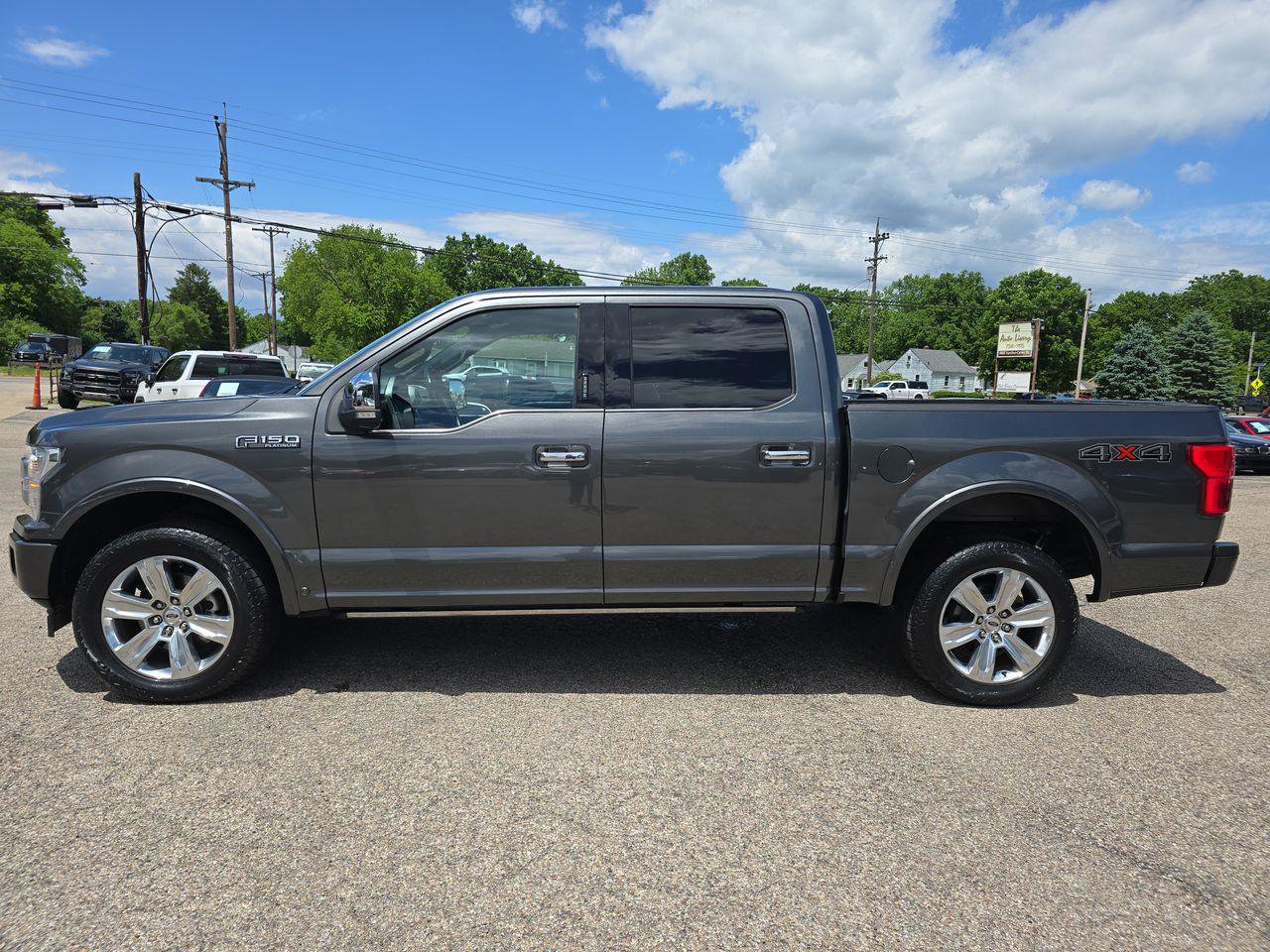 Used 2019 Ford F150 Platinum w/ Equipment Group 701A Luxury image 19
