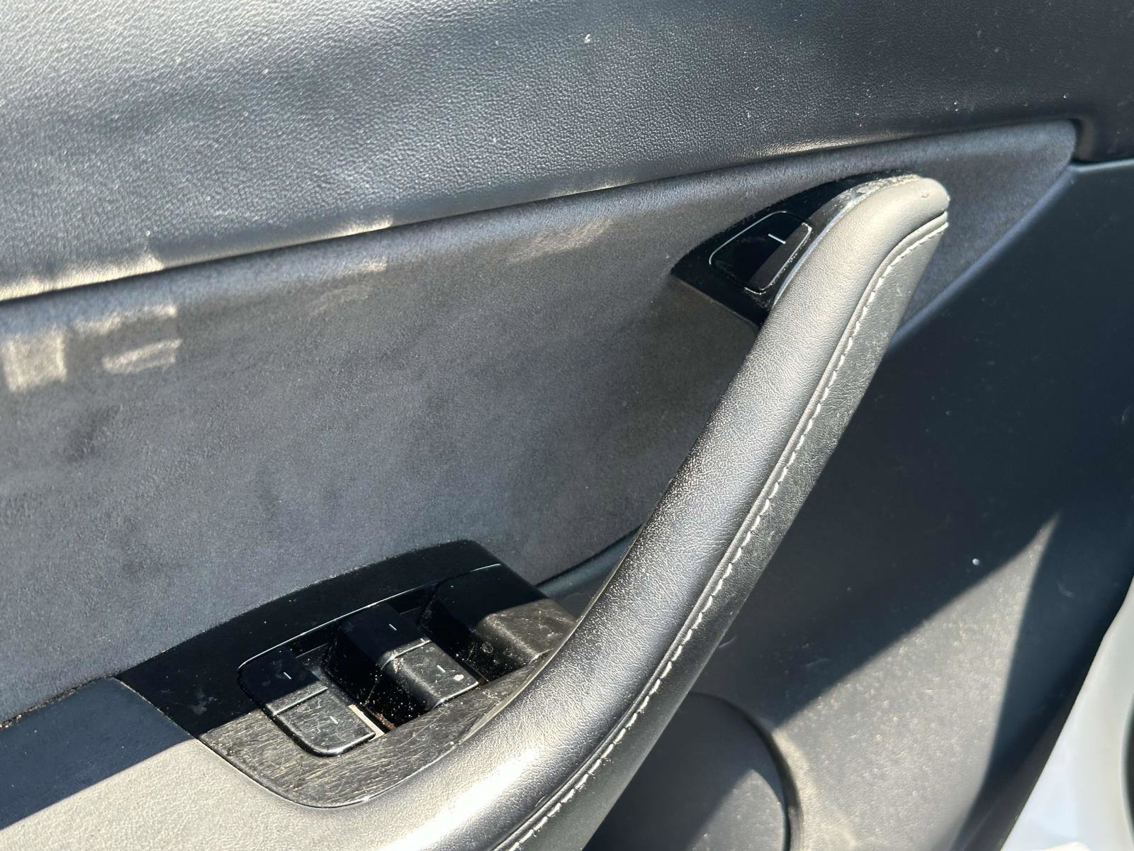 Used 2020 Tesla Model Y Long Range image 13