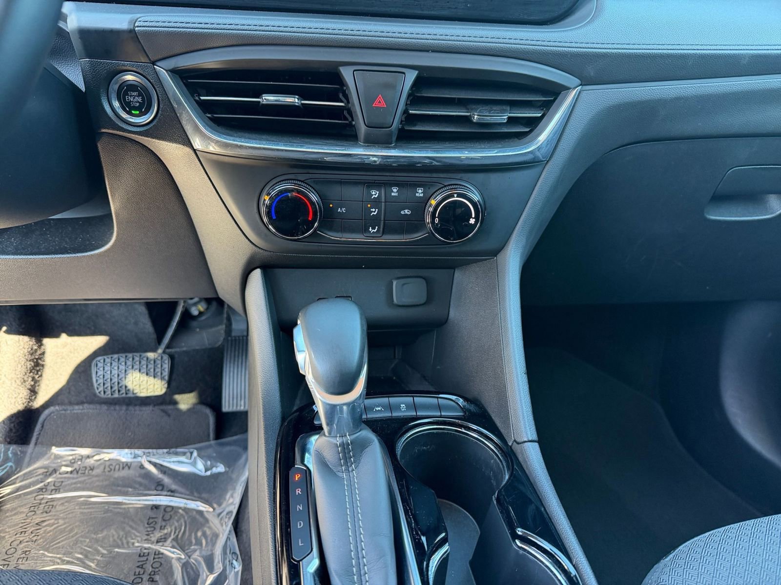 Used 2025 Buick Encore GX Preferred image 17