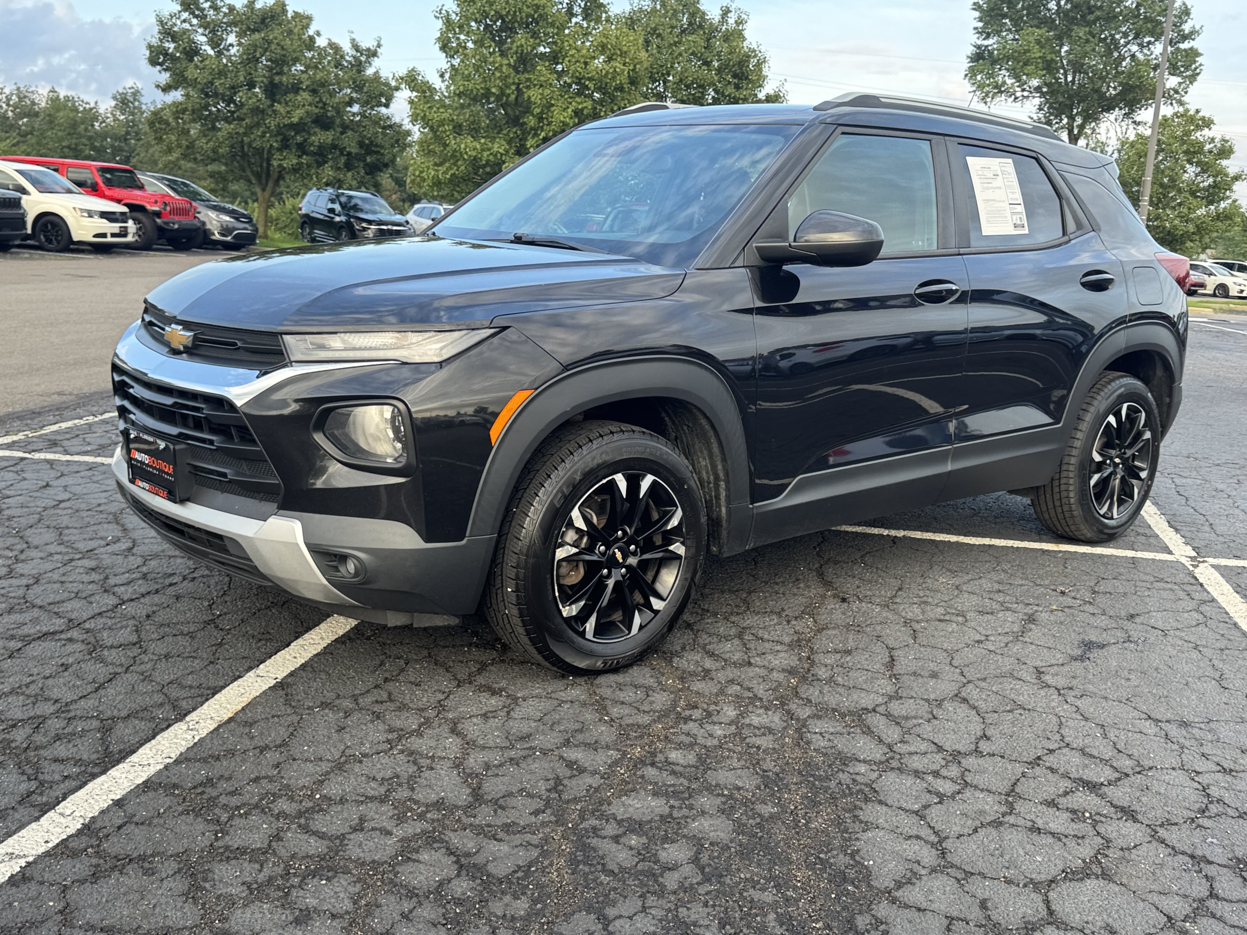 Used 2021 Chevrolet TrailBlazer LT w/ Driver Confidence Package AWD/4WD image 7